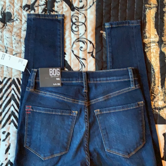 BDG Twig Jeans - Picture 6 of 6